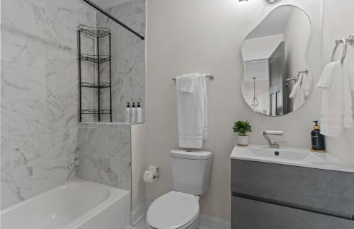 Brand New 4BR Near Downtown and Lucas Oil Stadium - Photo 72