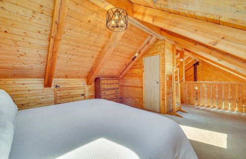 Alpine Cabin with Deck 3 Mi to Luna Lake! - Foto 11