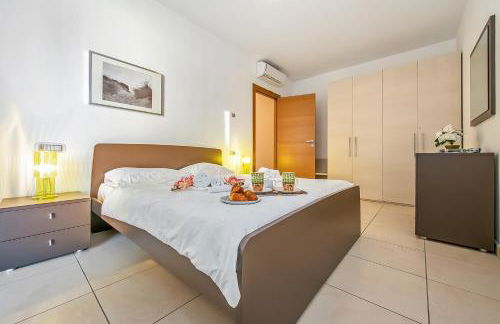 Vista di Maccagno Fantastico Pool - Happy Rentals - Foto 15