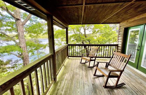 C17, Three bedroom, three bath log-sided, luxury Harbor North cottage with hot tub cottage - Foto 2