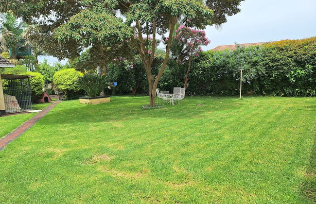 Charming 6-bed House With Swimming Pool in Harare - Foto 34