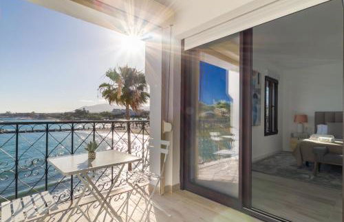 MARBELLA BANUS SUITES - Harbour Seafront Apartment - Foto 32