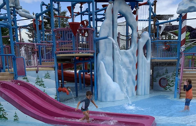 B2 NEW Awesome Tiny Home With A C Mountain Views Minutes to Skiing Hiking Attractions - Photo 32