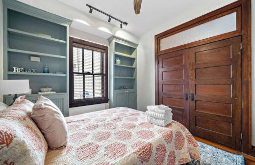 Historic loft in the heart of lively downtown Galveston and close to the Strand - Foto 10