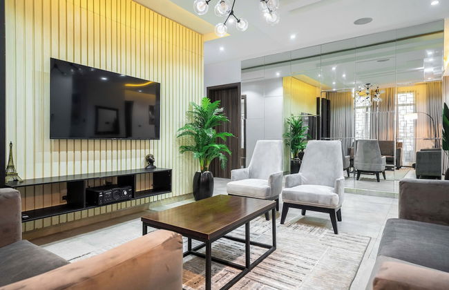 The Azaria Hotel & Apartment - Photo 59