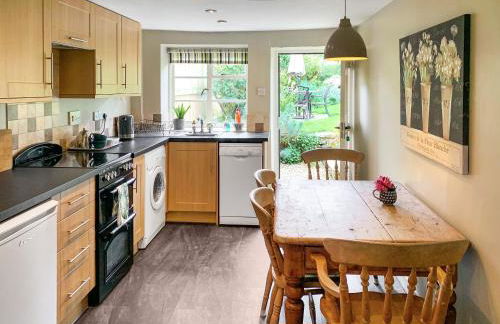 Barters Cottage - Photo 5