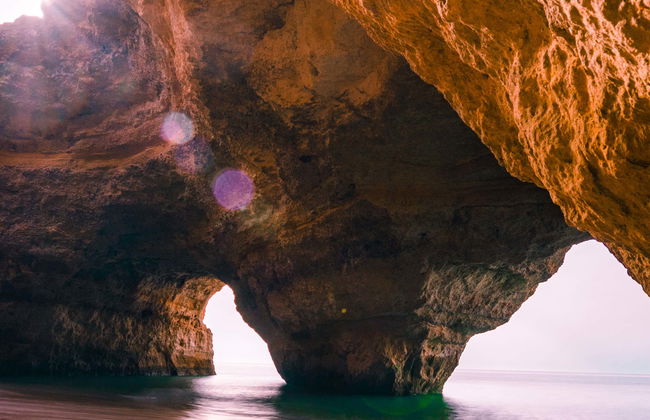 Paseo en catamarán por las cuevas de Benagil - Foto 2