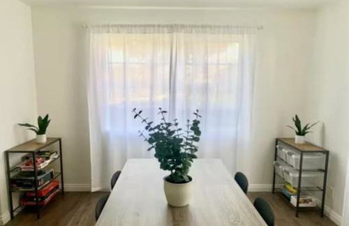 CA5 House Cozy 3BR in Azusa - Foto 17