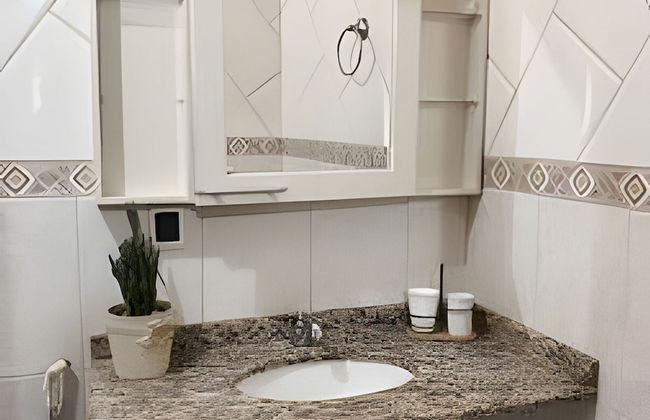 Casa 3 suites 1 quarto piscina AC 10 Hos - Foto 19