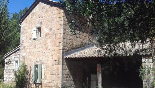 Charming Stone House With Shared Pool, Chambonas - Foto 2