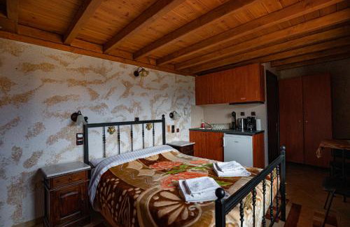 4 ΕΠΟΧΕΣ - Foto 10