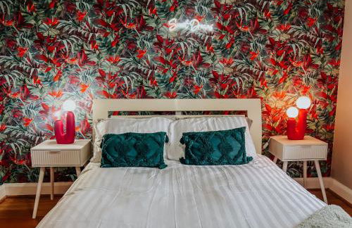 Whitehall Square Apartments- Queen's Quarters - Foto 1