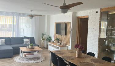 Beachfront Salou apartment with sea view - Foto 2