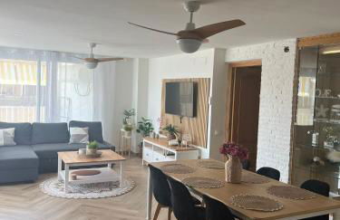 Beachfront Salou apartment with sea view - Foto 2