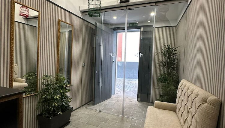 La Posada de los Venerables - Foto 1, Recepción