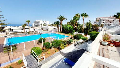 FIRST LINE Villa Floor Studio Apartment with amazing sea view Air Conditioned just 50m from the beach - Foto 2