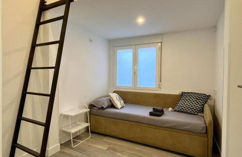 Apartamento nuevo, 2 dormitorios, patio y garaje - Photo 4