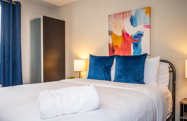 Downtown 2BR King Bed FREE Parking 1413 - Foto 1