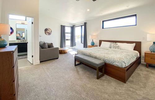 New Ultra-Modern Home Overlooking the Lake - Foto 6