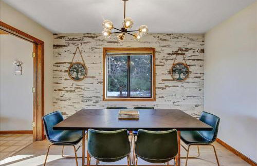 The Gathering Place! Sleeps 24, Lakeview, Game room - Foto 25