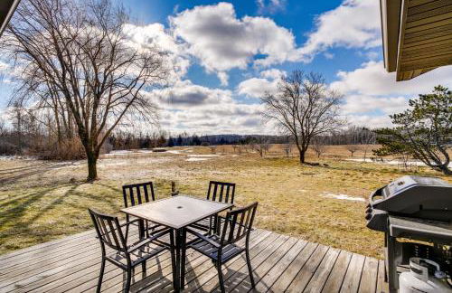 All-Season Lodge 40 Acres Walk to Elkhart Lake! - Foto 2