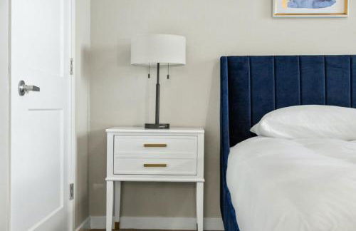 Designer Apt with Jacuzzi, Sky Lounge, Gym Access - Foto 40