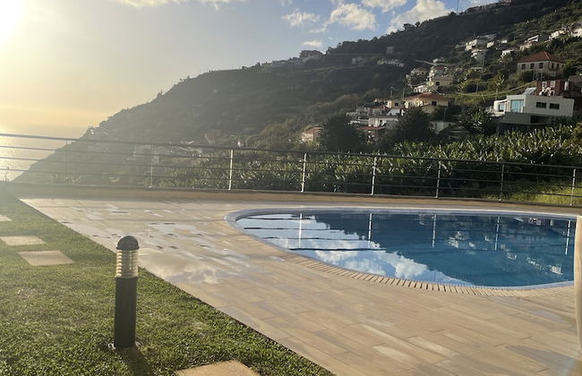 Luxury Villa With Private Heated Pool, Garden and Views of the sea and Mountains - Foto 36