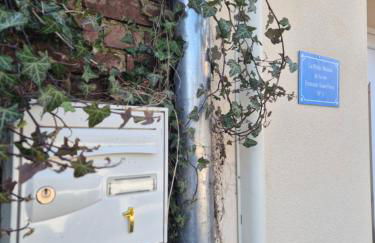 La Petite Maison de la rue Fontaine Saint-Fursy - Foto 3