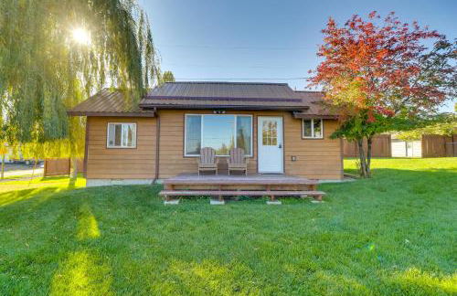 Lakeside Cabin with Beach about 14 Mi to Ski Area! - Foto 3