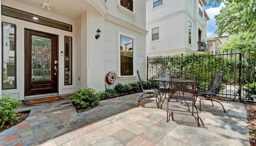 Luxury Home Minutes to Downtown Close to Everything Nice - Foto 2