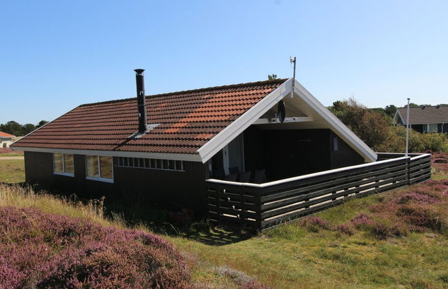 3 bedroom House in Sønderho with terrace and sauna - Photo 1