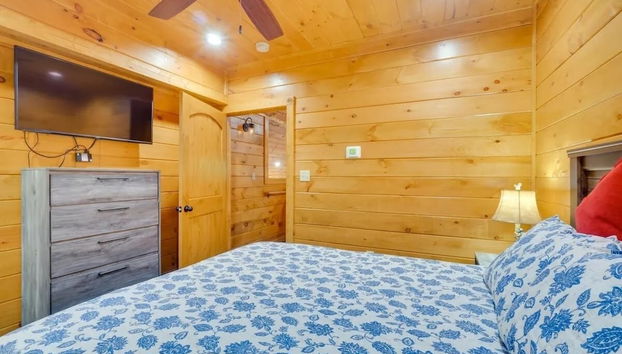 Sensational Views 4 Bedroom Cabin by Heavenly Views Resort - Foto 4, Habitación