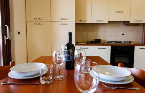 GuestHost - Bright Apartment with Terrace - Photo 1