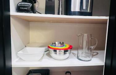 Stylish & Fully Renovated Home! - Foto 60