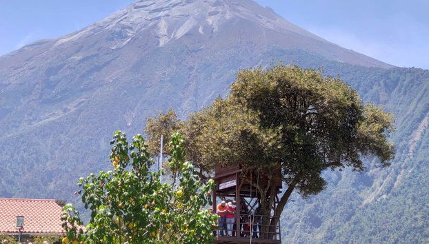 Views of the Quilotoa volcano