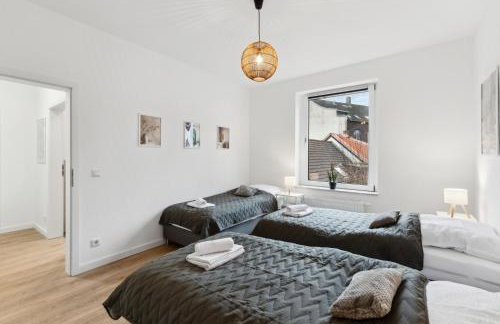 Modern-Netflix-Messe-Veltins Arena-Free Parking - Foto 38