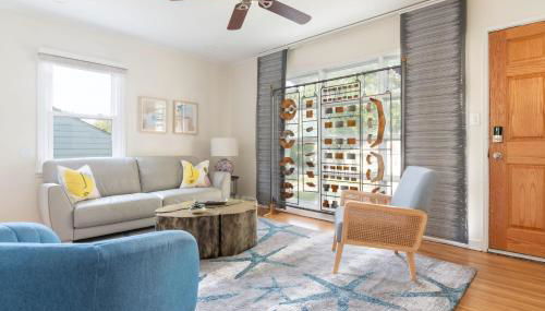 Peaceful Gem HotTub Fenced Yard & Near Downtown - Foto 2