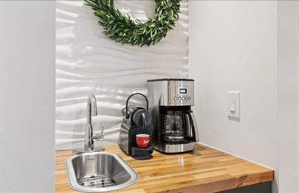 1B Luxury European Barndo FARM STAY Wedding Venue - Foto 13