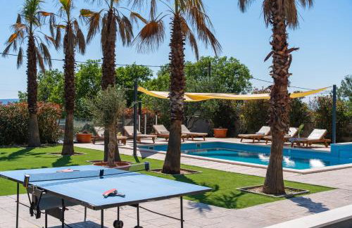 Seaview Villa Stanka with Pool and attached Jacuzzi - Photo 5