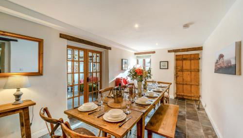 5 Bed in Middle Marwood oc-stepps - Foto 1, Other