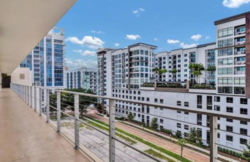 Luxurious 2 Beds 2 Baths Downtown Apartment - Foto 24