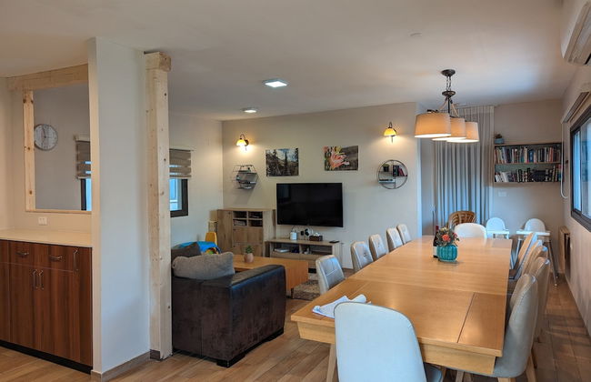 Villa BaGalil 5BR Retreat by Sea N' Rent - Foto 21