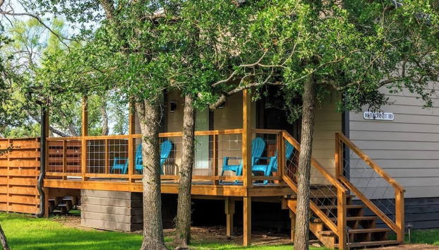 Bluebonnet Waterfront Cottage With Hot Tub - Foto 2, Imagen principal