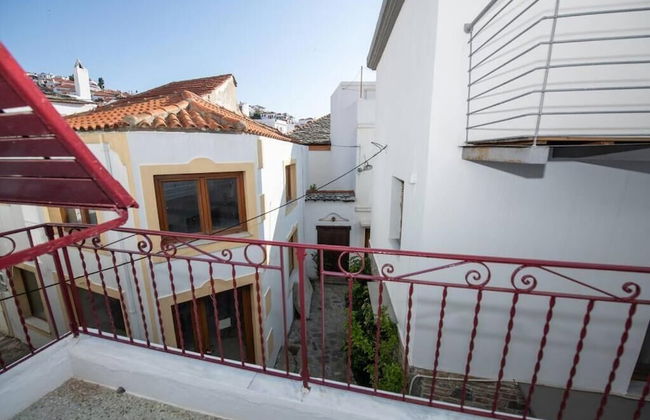 Cosy Flat in the Heart of Skopelos Town - Photo 11