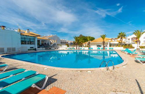 Golden Seaside Villa - Acesso Praia e Piscina Incluído - Foto 19