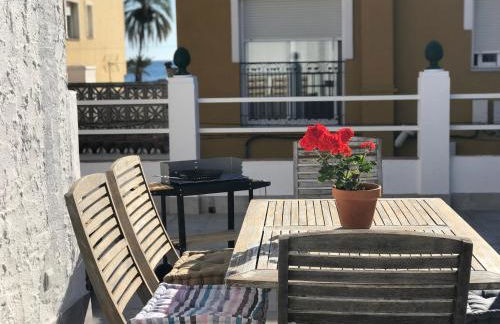 Malaga Beach House, 2 city bikes, 2 children's bikes, WiFi, BIG terrace, BBQ, Family, Childfriendly - Photo 39