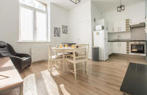 Appartement moderne, propre, WIFI, siège massant - Foto 1