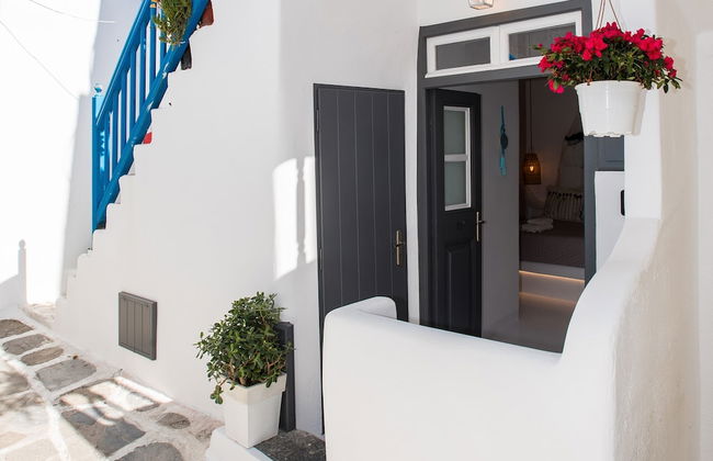 Sea Blue Venices Houses - Photo 31