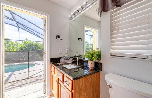 #463-Fabulous 4 bed villa with south facing private pool and spa overlooking water - Foto 15