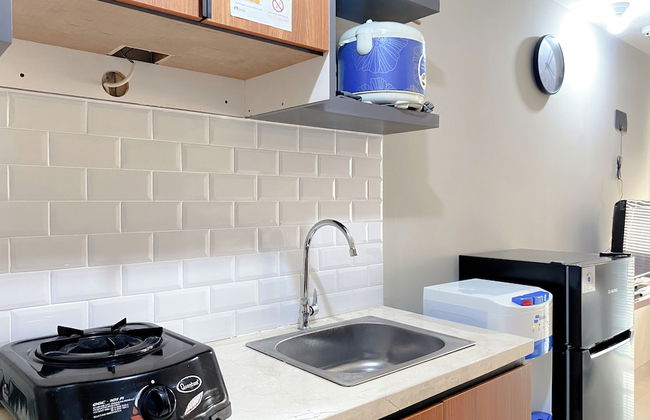 Homey and Minimalist Studio LRT City Jatibening Apartment - Photo 9